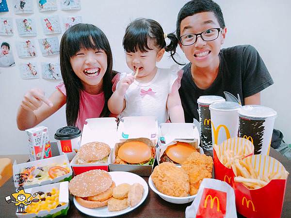 HappyMeal斑驢初見面 (2).jpg