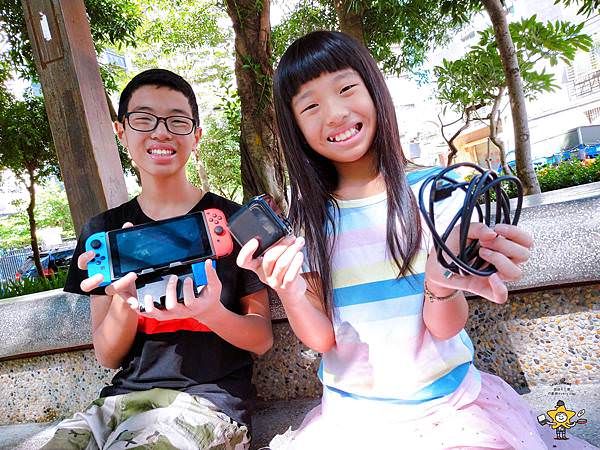 Switch充電轉接座 (27).jpg