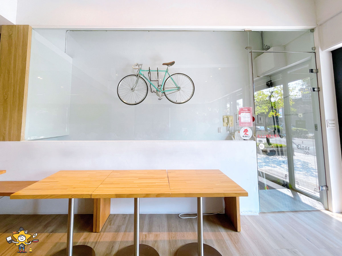 波赫士領地精品咖啡館｜台北平日不限時餐廳推薦 / 早午餐、甜點與精品咖啡一次滿足